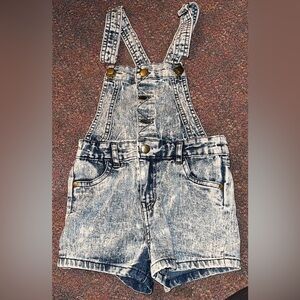 Chill pop size 5 acid wash shortalls